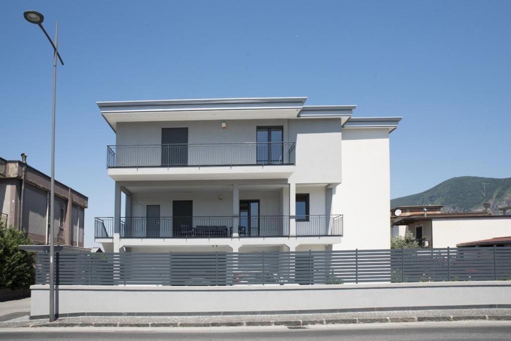 Studio Apartment Angelo - Free Private Parking Sarno Exterior foto